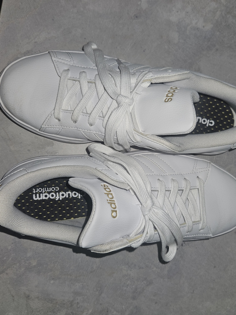 Adidas Wome's White Cloudfoam Comfort Lace-Up Sneakers - Picture 4 of 6